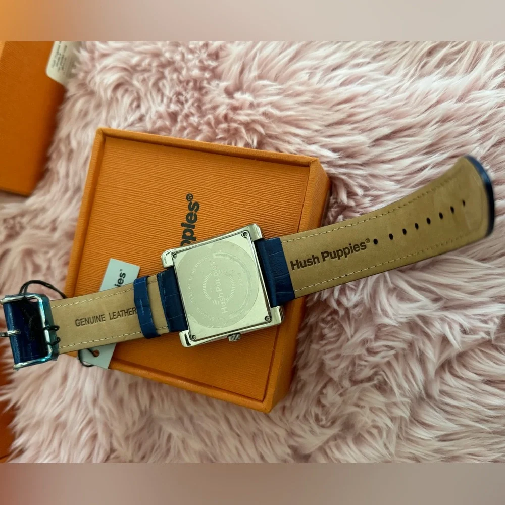 NIB HUSH PUPPIES SQUARE FACE WATCH‎